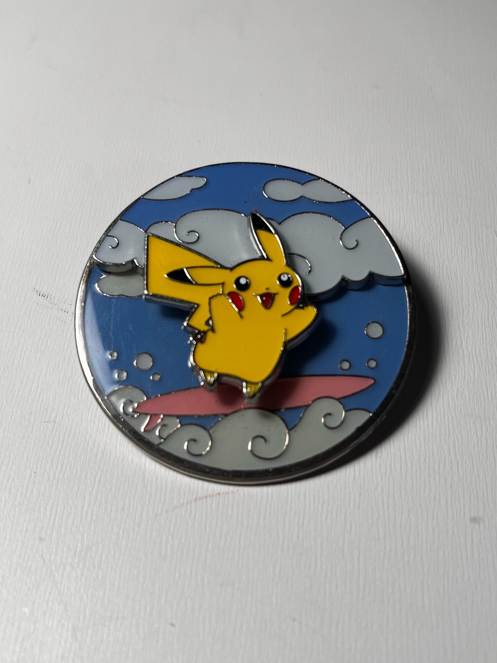 Pokemon Celebrations Collector's Pin 25th Anniversary Flying & Surfing Pikachu